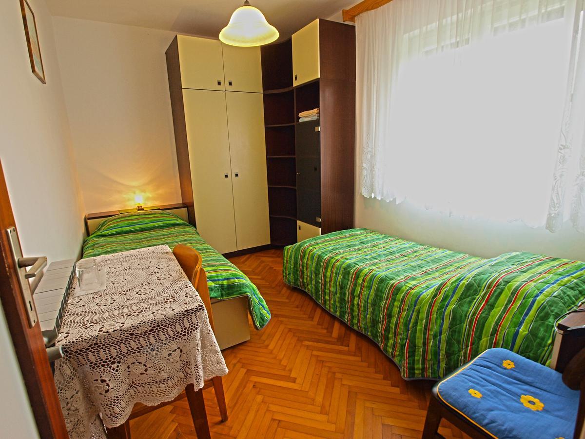 Rooms Milan 1370 Rovinj Buitenkant foto